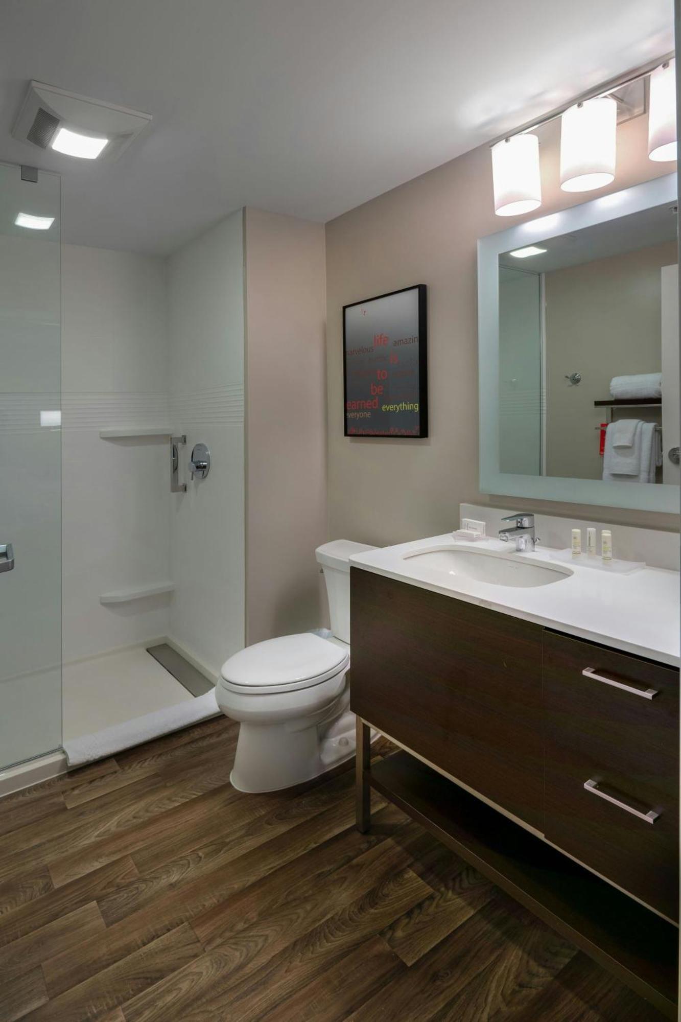 Towneplace Suites By Marriott Milwaukee Oak Creek Exterior photo